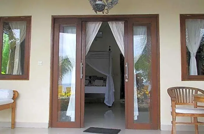 Tradisi Front 4*